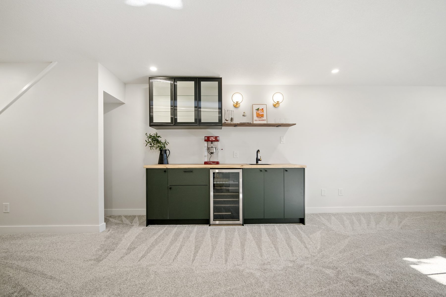 Goldbar basement wet bar