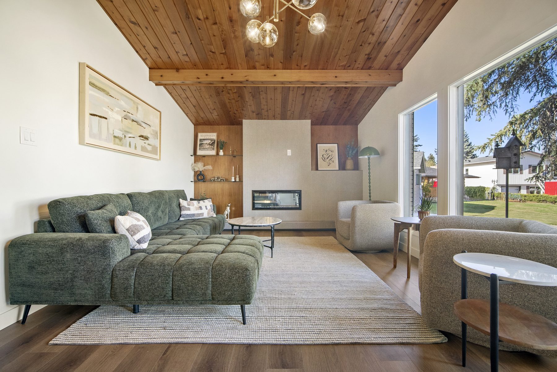 Goldbar living room